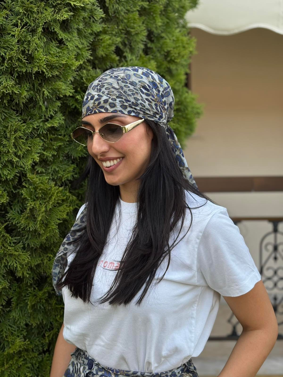Avissos Polymorphic Scarf