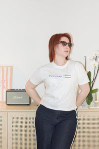 "Η ψυχούλα μου το ξέρει" Crop T-Shirt